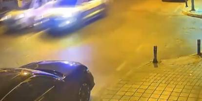 Ataşehir'de polis kovalamacası: Lastikler ateş edildi, araç durduruldu