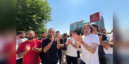TFF'nin 3. Lig kararı: Yaklaşık 100 futbolcu GSB önünde protesto etti