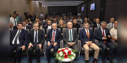 Ala: 15 Temmuz, Vatana İhanettir