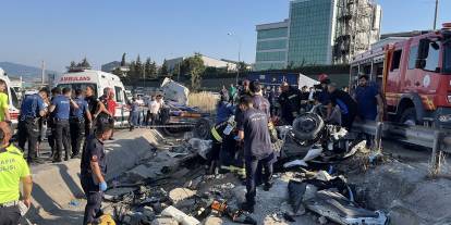 Dilovası'nda zincirleme kaza: 5 ölü, 1 yaralı
