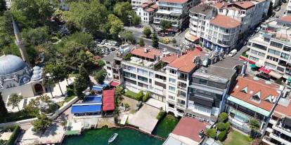 İBB, Bebek'te kaçak yapı yıkımlarına devam ediyor