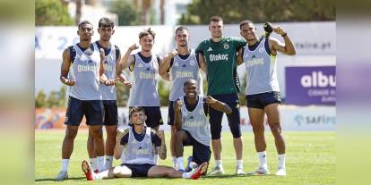 Fenerbahçe, Portekiz kampında Portimonense hazırlık maçı öncesi çalıştı