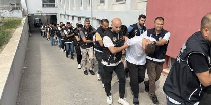 Adana merkezli operasyonda 152 'torbacı' tutuklandı