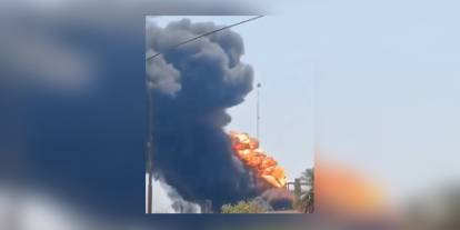 Abadan'da petrol rafinerisi yangını: 1 ölü