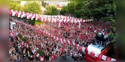 Özgür Özel'den Trabzon mitinginde Erdoğan'a sert sözler