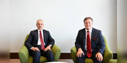 Uraloğlu: KKTC'de ulaşımı kolaylaştıracak projelerin açılışı yapılacak