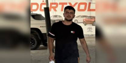 Dörtyol'da baba oğlunu bıçaklayarak öldürdü: Olay güvenlik kamerasına yansıdı