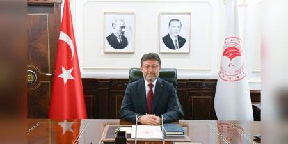 Antalya ve Manisa'daki orman yangınları kontrol altında
