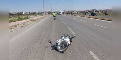 Aksaray'da polis memuruna motosikletli çarptı