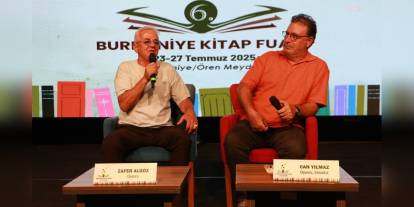 Burhaniye Kitap Fuarı'nda sanat dolu bir gün