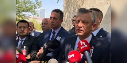 Özgür Özel'den yangınlara ve Eurofighter'lara ilişkin sert eleştiriler