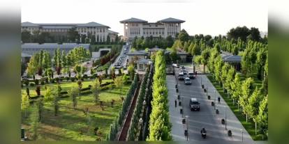 Erdoğan, Tokayev'e Devlet Nişanı verdi