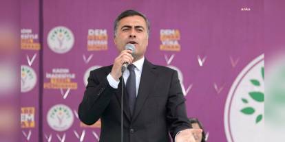 Van'da 223 belediye çalışanı işten çıkarıldı: Zeydan, 'Hukuksuz bir tasfiye' dedi