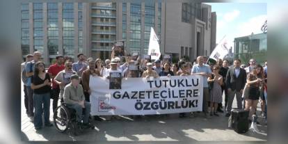 İstanbul'da gazeteci Ercüment Akdeniz'in duruşması: 'Hakikat susturulamaz'