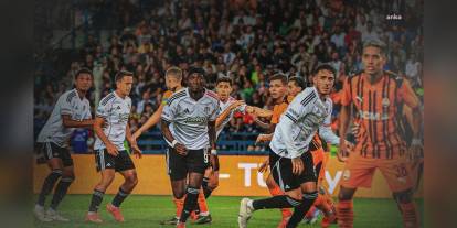 Beşiktaş, Şahtar Donetsk'e yenildi: Konferans Ligi'nde devam edecek