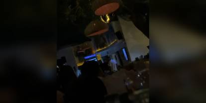 Çeşme'de silahlı saldırı: Panik anları cep telefonu kamerasında