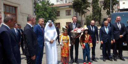 Kilis Valiliği'ne önemli ziyaret: Bakan Bayraktar ve uluslararası heyet şehri gezdi