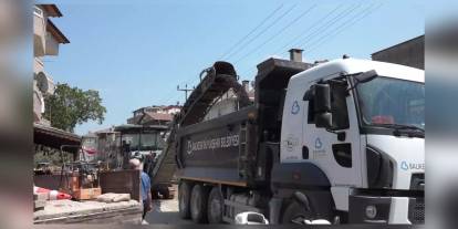 Balıkesir'de yollar yenilendi: Ahmet Akın'dan vatandaşa teşekkür