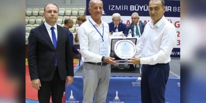 İzmir Büyükşehir Belediyesi Spor Kulübü'nün yeni başkanı Berkhan Alptekin seçildi