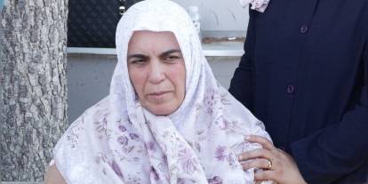 Ankara'da vahşice öldürülen Saliha Akkaş için Adli Tıp Kurumu önünde gözyaşı