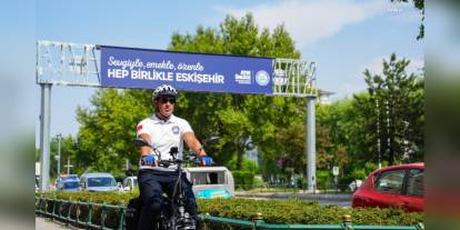 Eskişehir'de elektrikli bisikletli zabıta ekipleri göreve başladı
