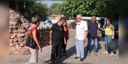 Alanya'da 'İpeğin İzinde' sergisi açıldı