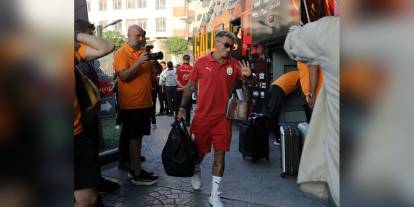 Galatasaray, Gaziantep'te: Taraftarlar büyük coşkuyla karşıladı