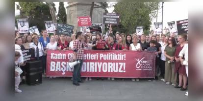 CHP'li kadınlar kadın cinayetlerini protesto etti: 'Kadın cinayetleri politiktir'