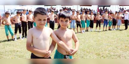 Erzurum Ovası Güreş Festivali'nde güneş pehlivanları zorladı
