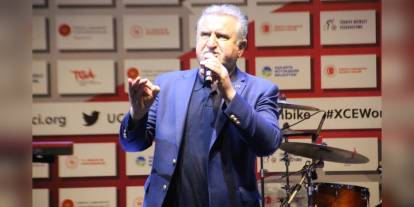 Osman Aşkın Bak, 2025 MTB Eliminatör Dünya Kupası'nı Adapazarı'nda takip etti
