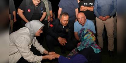 İçişleri Bakanı Yerlikaya: Sındırgı'daki depremde devletimiz tüm imkanlarıyla vatandaşlarımızın yanında