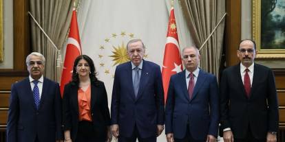 AKP'den yeni açılım süreci için 'müstakil' yasa hazırlığı