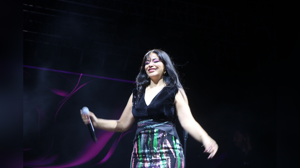 236239-2.jpg