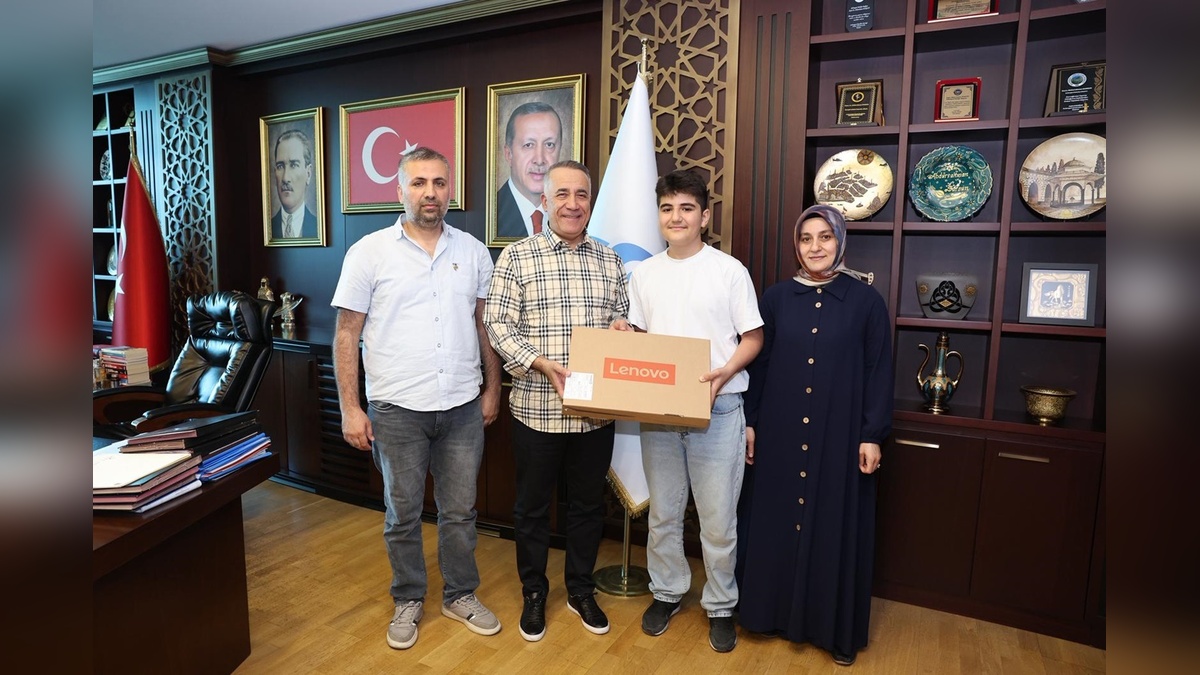 239991-2.jpg