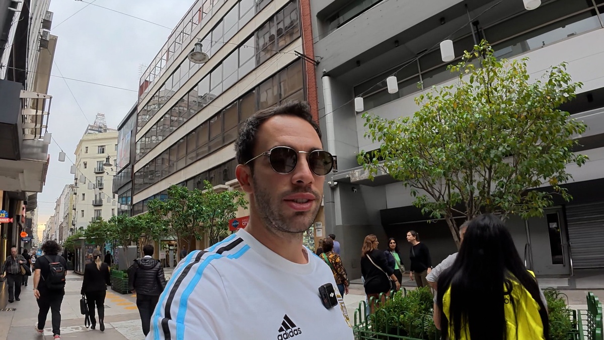244249-2.jpg