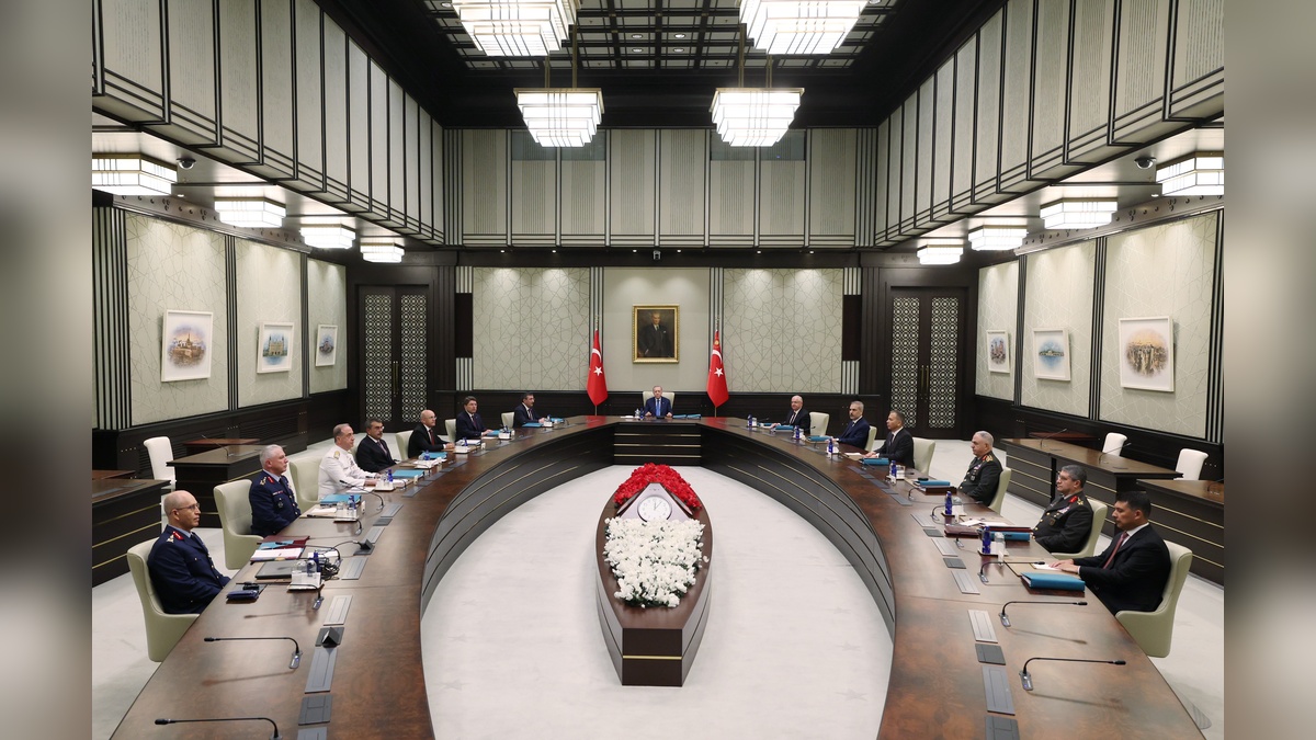 251975-2.jpg