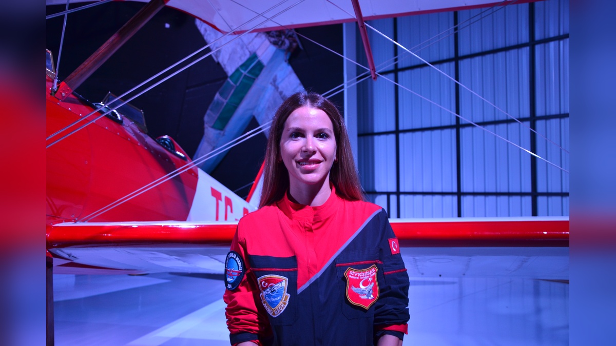 255997-2.jpg